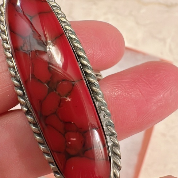 GORGEOUS MEXICAN SILVER STATEMENT RING - Picture 3 of 5